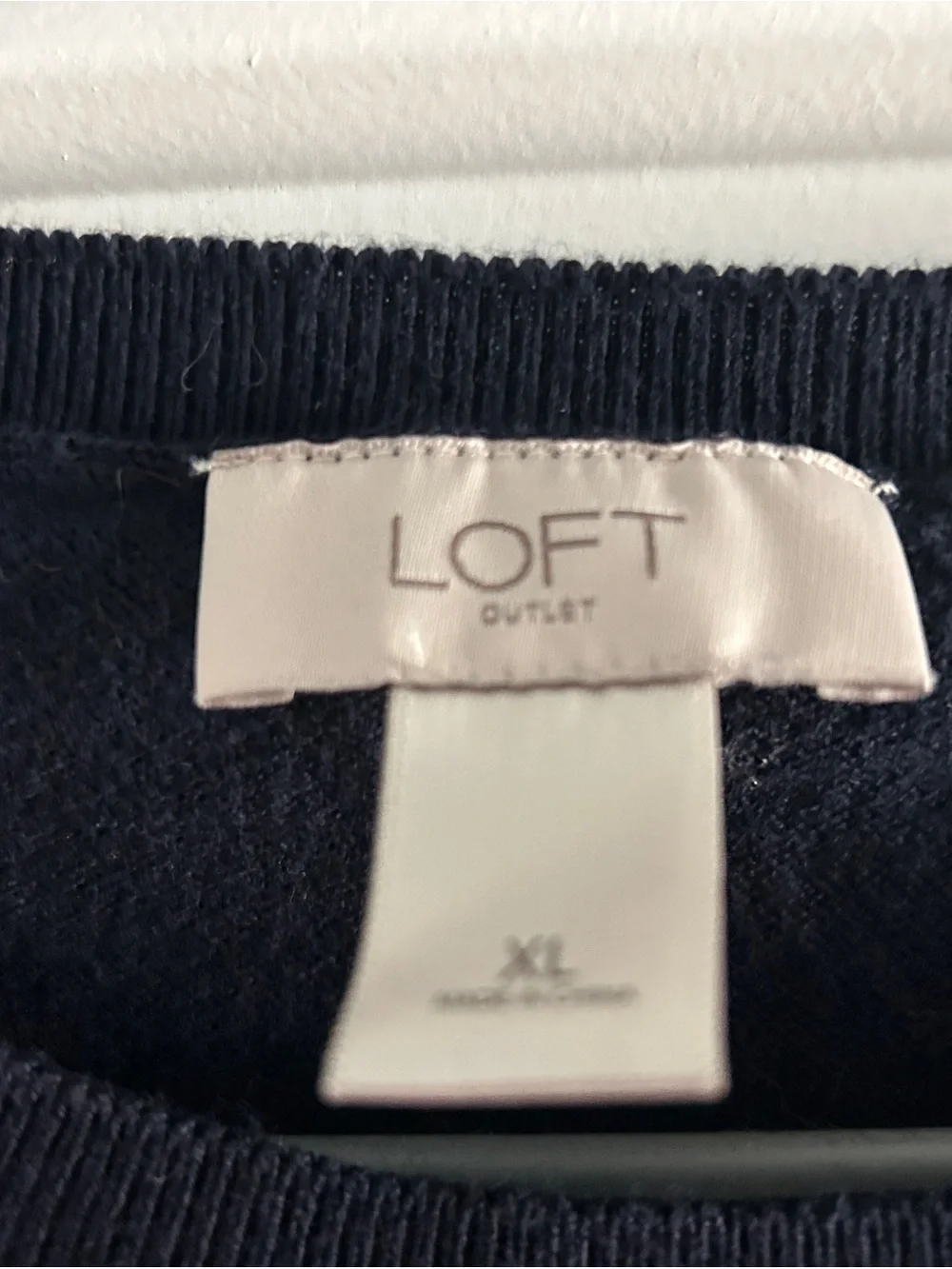 Ann Taylor Loft Women’s Navy Sweater with Polar Bear Knit